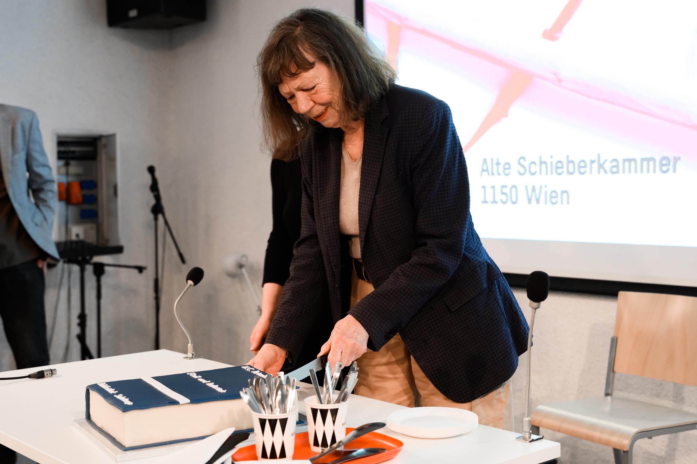 Sprachspiel. Biennale West.